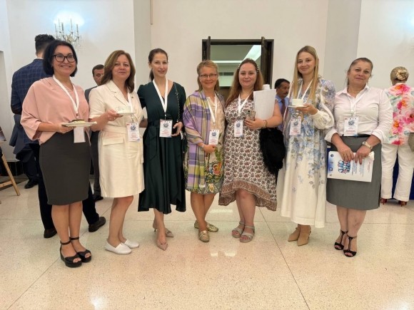 9 апреля в Посольстве России в Нью-Дели начала работу III Евразийская встреча российских соотечественниц 9 апреля в Посольстве России в Нью-Дели начала работу III Евразийская встреча российских соотечественниц