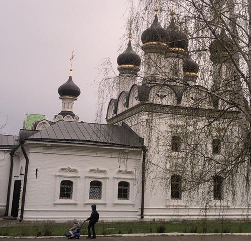 Православные верующие отмечают Лазареву субботу Православные верующие отмечают Лазареву субботу