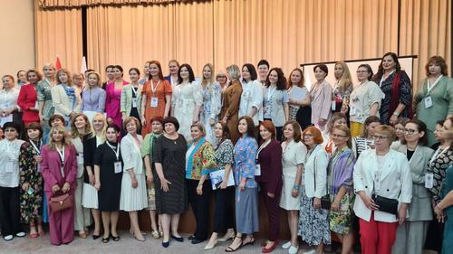 9 апреля в Посольстве России в Нью-Дели начала работу III Евразийская встреча российских соотечественниц 9 апреля в Посольстве России в Нью-Дели начала работу III Евразийская встреча российских соотечественниц