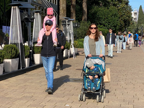 Семейную ипотеку официально продлили до 2030 года