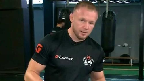 Экс-чемпион Bellator Александр Шлеменко считает, что миграционную политику необходимо ужесточать Экс-чемпион Bellator Александр Шлеменко считает, что миграционную политику необходимо ужесточать