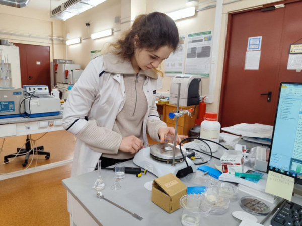 Человек – биохимический реактор: студентка разработала "вечный" мотор для кардиостимулятора