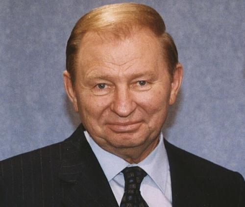 Кучма заявил, что Украина и Россия больше не являются братскими народами Кучма заявил, что Украина и Россия больше не являются братскими народами