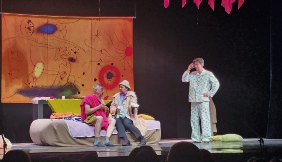 25 июня в Театриуме Терезы Дуровой состоится показ спектакля «Вокзал на троих» 25 июня в Театриуме Терезы Дуровой состоится показ спектакля «Вокзал на троих»