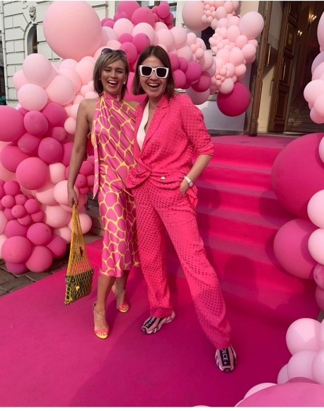 Актриса Инна Херингхаус: Мы превращали реальных долларовых миллиардеров в нищих бомжей Актриса Инна Херингхаус: Мы превращали реальных долларовых миллиардеров в нищих бомжей