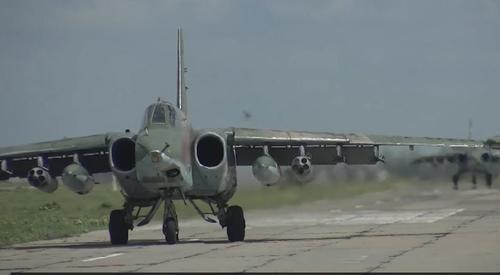 Российские «Грачи» уничтожили ангары с техникой ВСУ Российские «Грачи» уничтожили ангары с техникой ВСУ