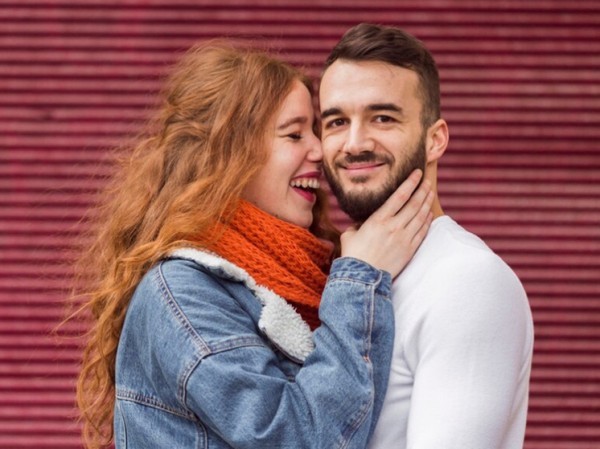 Названа уникальная связь жизни в браке с излечением рака