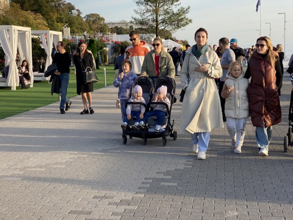 Молодым семьям с ребенком предлагают выдавать льготную ипотеку под 5% Молодым семьям с ребенком предлагают выдавать льготную ипотеку под 5%