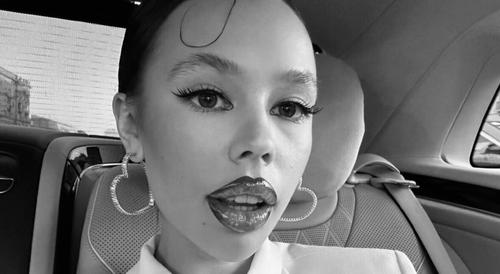 Кто же продвигает Инстасамку? Кто же продвигает Инстасамку?