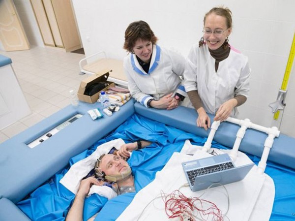 Невесомость задала ученым загадку: организм испытателей остановил ожидаемую атрофию мышц