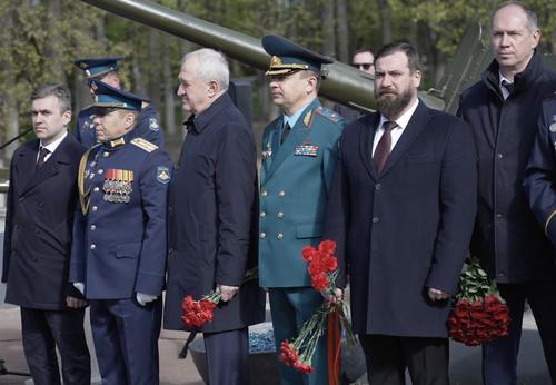 Ивановская дивизия ВДВ отметила 80-летие Ивановская дивизия ВДВ отметила 80-летие