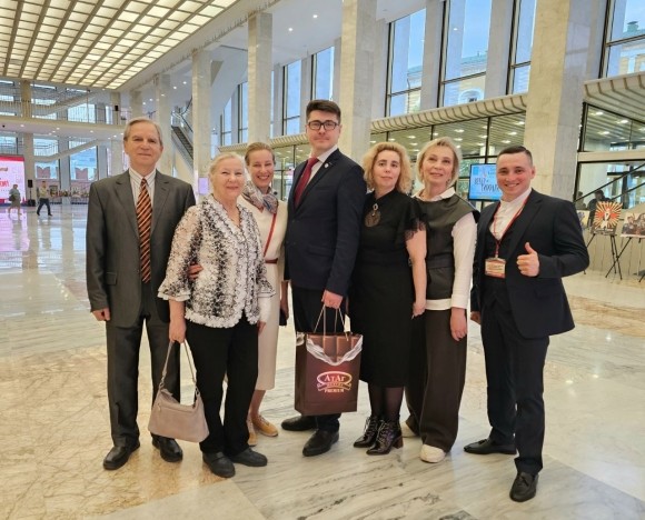 Депутат Госдумы Александр Спиридонов: Мы защищаем свою Родину и должны победить Депутат Госдумы Александр Спиридонов: Мы защищаем свою Родину и должны победить