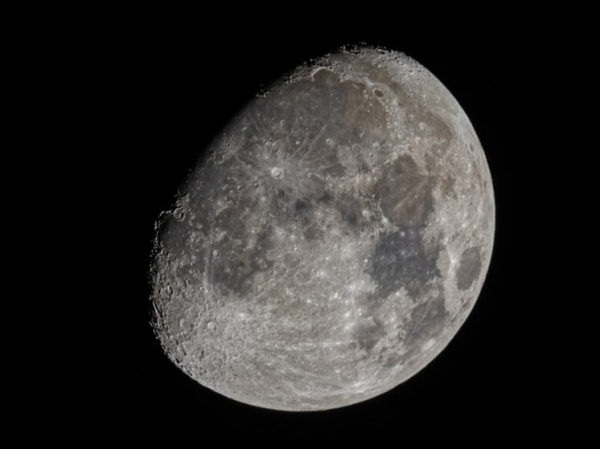 Американцы собрались построить поезд для людей на Луне