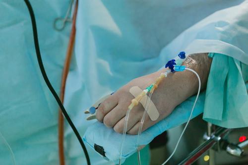 Минздрав ЛНР: в Ровеньках при обстреле погибли четыре человека Минздрав ЛНР: в Ровеньках при обстреле погибли четыре человека