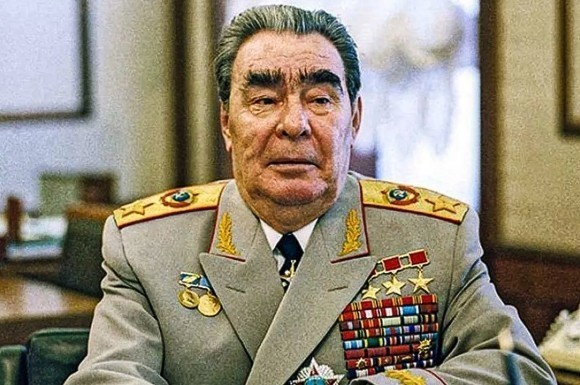 ПМЭФ, D-day в Нормандии, уголовник Трамп: хочу в Советский Союз ПМЭФ, D-day в Нормандии, уголовник Трамп: хочу в Советский Союз