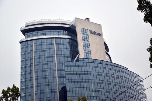 В киевском отеле обнаружено тело атташе американского посольства В киевском отеле обнаружено тело атташе американского посольства