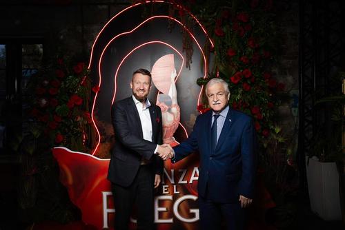 Яркая вечеринка в кубинском стиле: в Москве прошла презентация рома Danza del Fuego Яркая вечеринка в кубинском стиле: в Москве прошла презентация рома Danza del Fuego