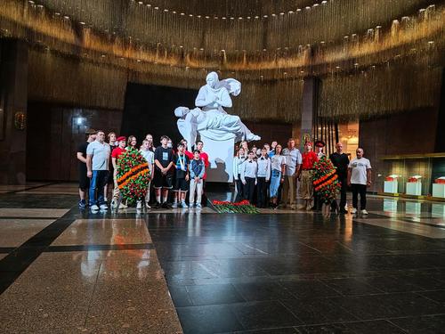 Музей Победы на Поклонной горе - первая точка остановки  в Москве мотокорреспондента «Союза отцов» Ольги Безруковой  Музей Победы на Поклонной горе - первая точка остановки  в Москве мотокорреспондента «Союза отцов» Ольги Безруковой