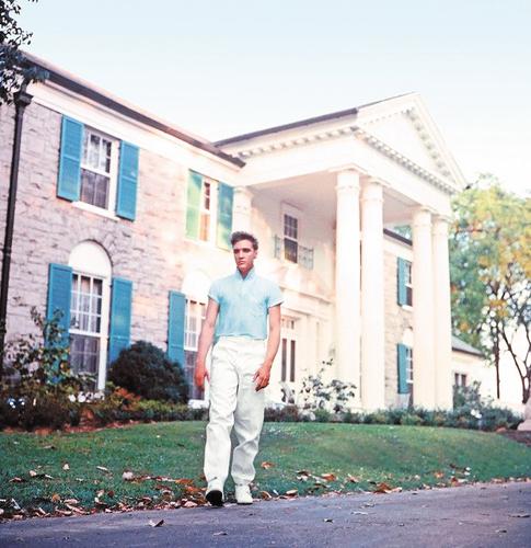 Деньги, наследство, недвижимость: будни мировых знаменитостей Деньги, наследство, недвижимость: будни мировых знаменитостей