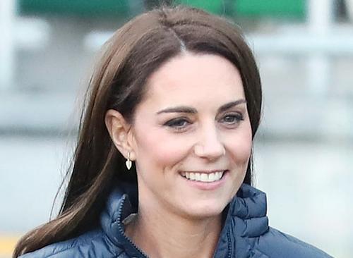 Independent: проходящая лечение от рака Кейт Миддлтон прибыла на финал Уимблдона Independent: проходящая лечение от рака Кейт Миддлтон прибыла на финал Уимблдона