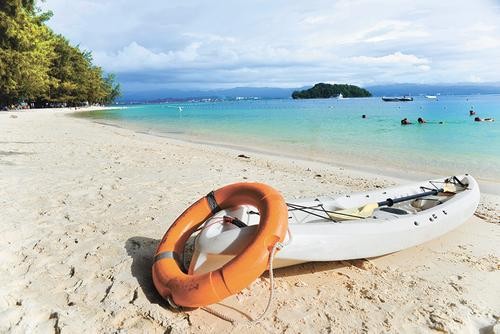 Пляжный отдых может быть опасным Пляжный отдых может быть опасным