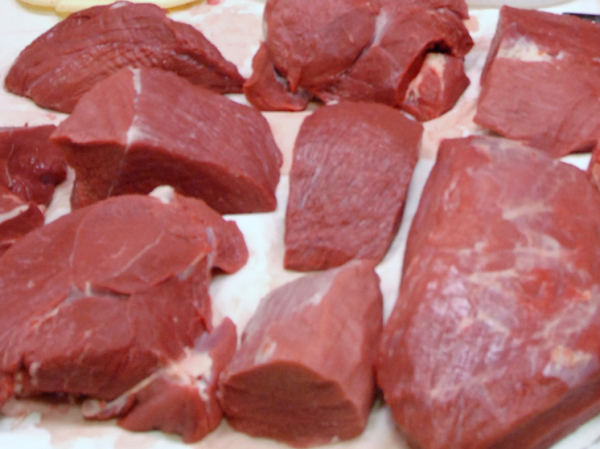 Ученые вырастили удивительное мясо: что с ним не так