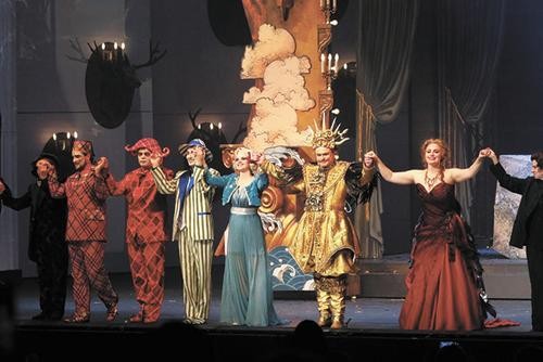 В Мариинском театре состоялась премьера «Ариадны на Наксосе» В Мариинском театре состоялась премьера «Ариадны на Наксосе»