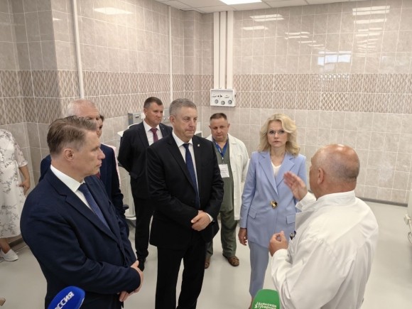 Татьяна Голикова и Михаил Мурашко открыли медицинские объекты в Брянской области Татьяна Голикова и Михаил Мурашко открыли медицинские объекты в Брянской области