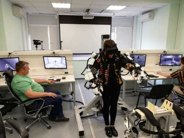 МАРФА – сестра ФЕДОРа: космонавты впервые испытали нового антропоморфного робота