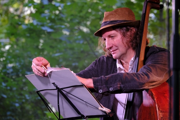 «Бродский DRIVE»: джазовая импровизация в архитектуре классицизма «Бродский DRIVE»: джазовая импровизация в архитектуре классицизма