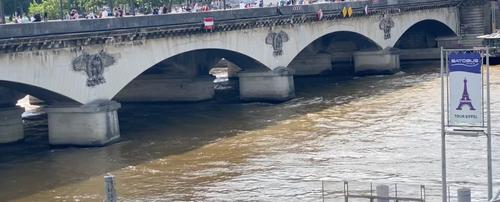 ОИ 2024 года в Париже: первая тренировка по триатлону отменена из-за качества воды в Сене ОИ 2024 года в Париже: первая тренировка по триатлону отменена из-за качества воды в Сене