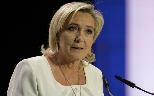 Танк по имени Ле Пен