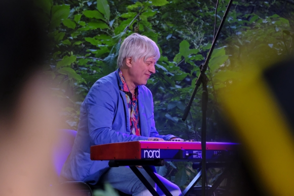 «Бродский DRIVE»: джазовая импровизация в архитектуре классицизма «Бродский DRIVE»: джазовая импровизация в архитектуре классицизма