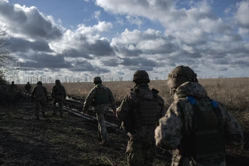 Пленный украинец рассказал, что ВСУ атакуют своих солдат при помощи дронов Пленный украинец рассказал, что ВСУ атакуют своих солдат при помощи дронов