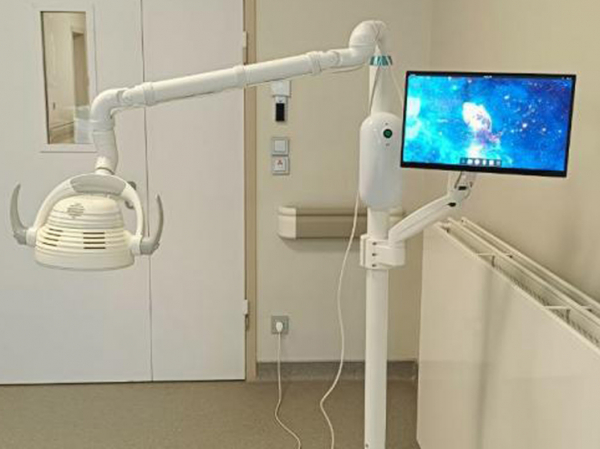 Красный свет против микробов: в России создали уникальный прибор