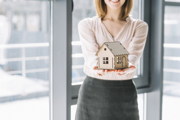 Банки ищут способы увеличить количество заемщиков с семейной ипотекой 