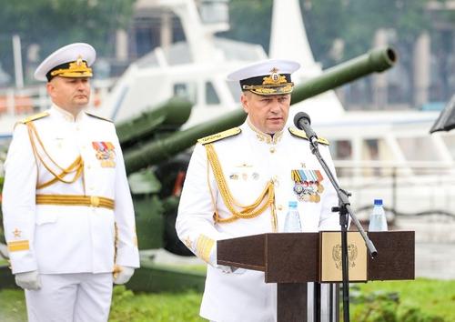 В Санкт-Петербурге прошел главный морской парад В Санкт-Петербурге прошел главный морской парад