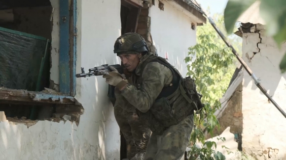 Штурмовой драйв: сожгли «американца» и взяли в плен семерых бандеровцев Штурмовой драйв: сожгли «американца» и взяли в плен семерых бандеровцев