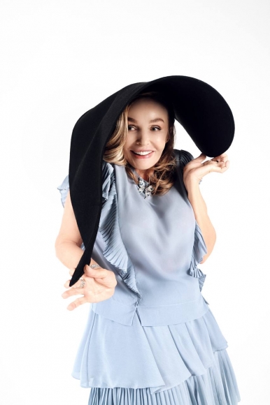 Актриса Наталья Андрейченко: Вы не знали, что у беременных растут носы? Актриса Наталья Андрейченко: Вы не знали, что у беременных растут носы?