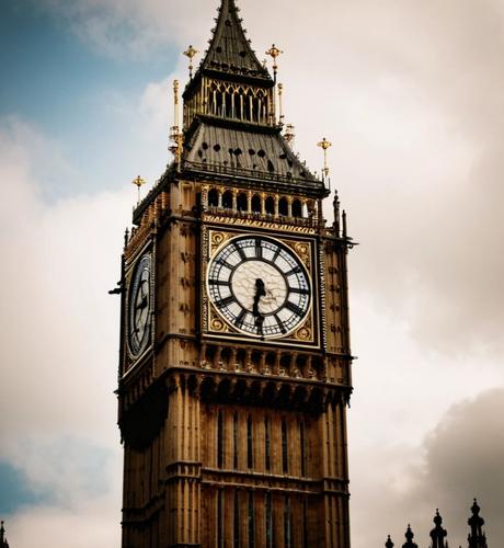 Сотрудников посольства Великобритании отправили домой Сотрудников посольства Великобритании отправили домой